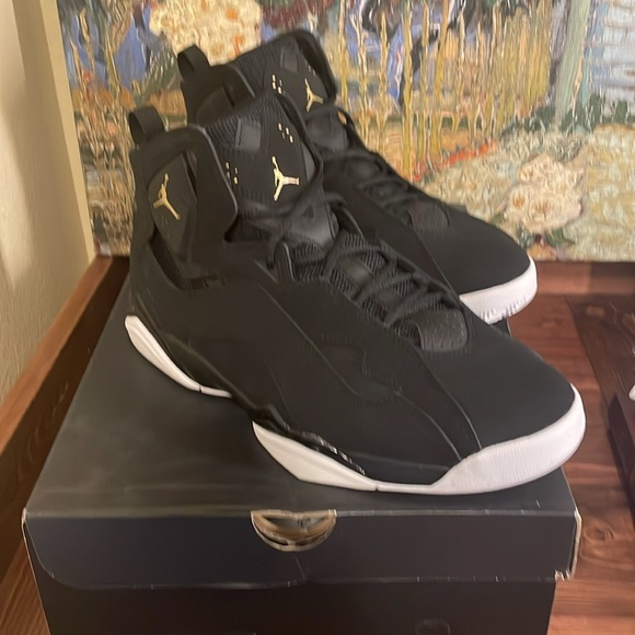 JORDAN TRUE FLIGH, SIZE 10.5, BRAND NEW WITH BOX - Picture 5 of 7